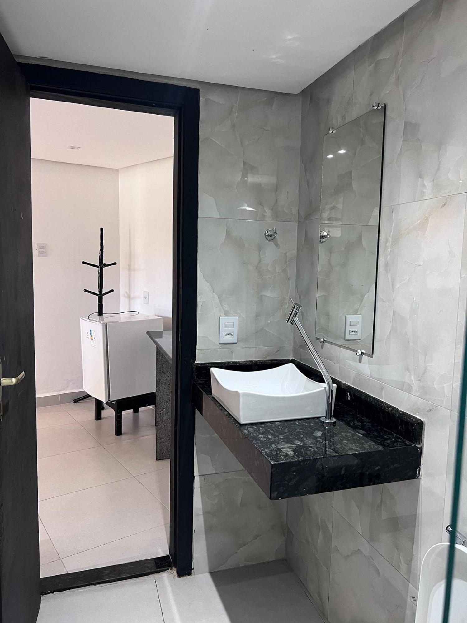 O Beira Mar Praia Hotel Esta Localizado Na Orla, Na Praia De Taperapuan, Cafe Incluso, Wi-Fi 500Mb, Piscinas, Estacionamento Privativo, Ar Condicionado Split, Smart Tv, Frigobar, Porto Seguro Dış mekan fotoğraf