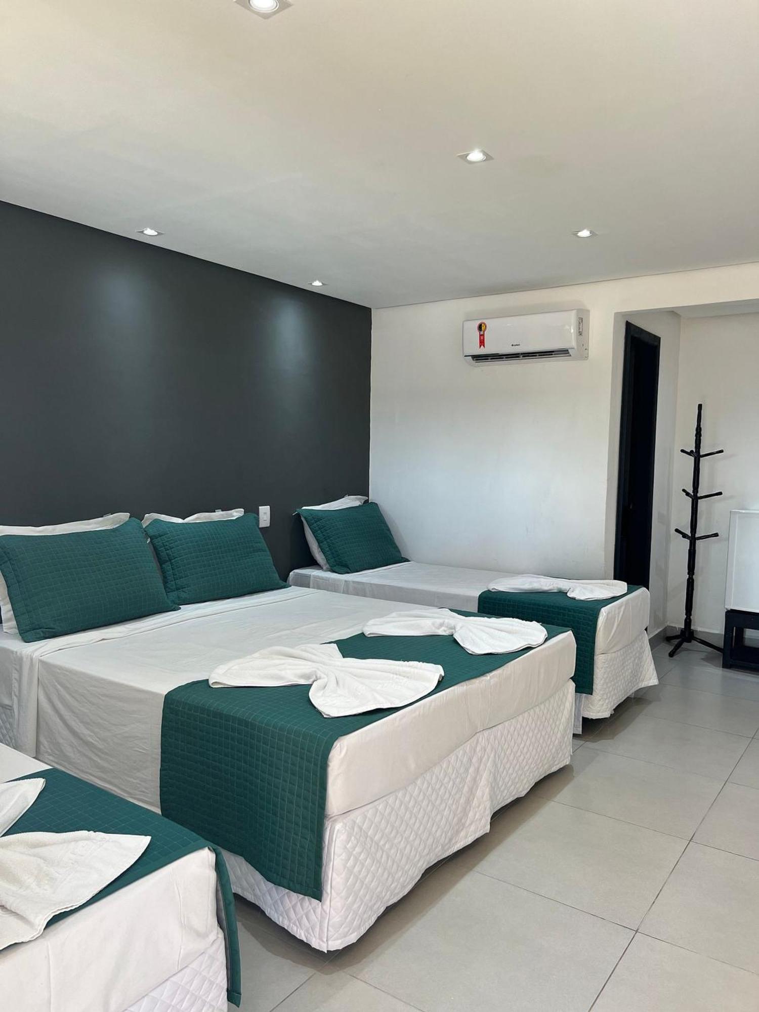 O Beira Mar Praia Hotel Esta Localizado Na Orla, Na Praia De Taperapuan, Cafe Incluso, Wi-Fi 500Mb, Piscinas, Estacionamento Privativo, Ar Condicionado Split, Smart Tv, Frigobar, Porto Seguro Dış mekan fotoğraf
